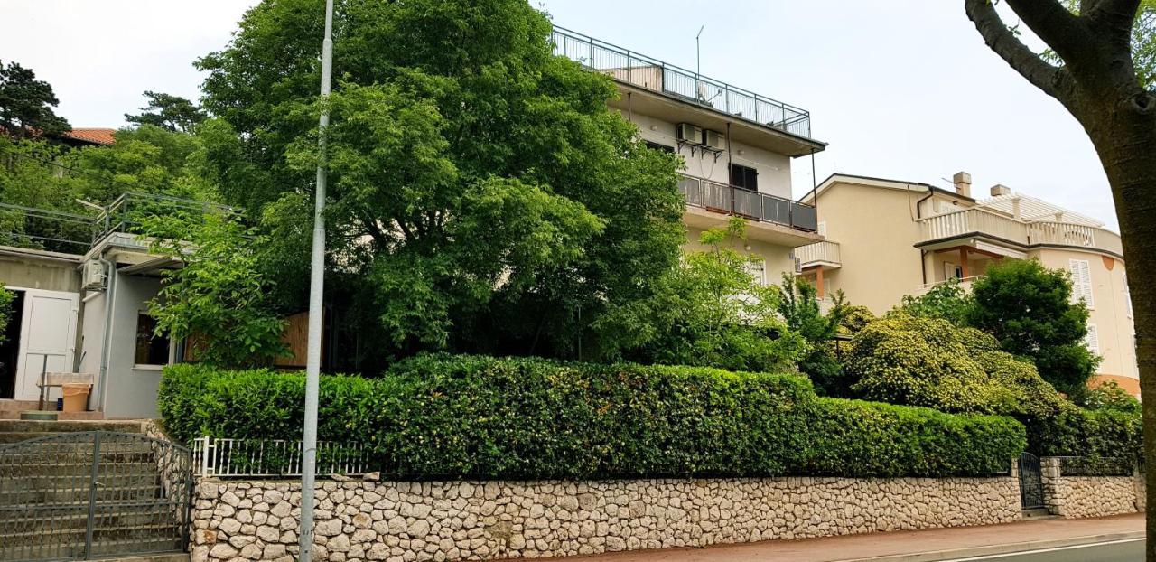 Apartment Kolaric Novi Vinodolski Bagian luar foto